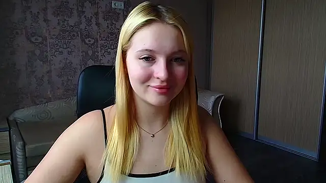 Milka kiss  online show from 04/24/26, 10:28