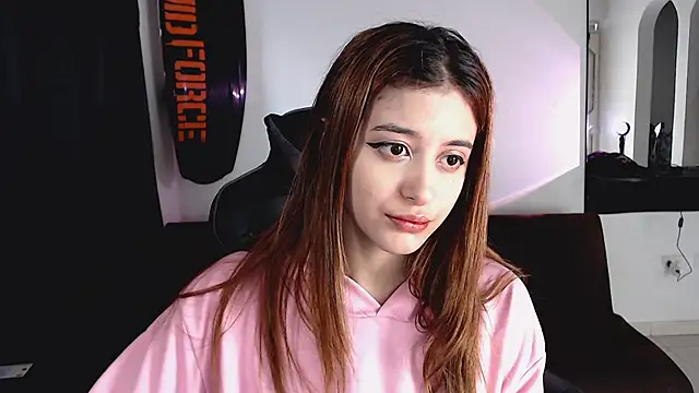 liz-beths online show from 10/27/25, 07:51