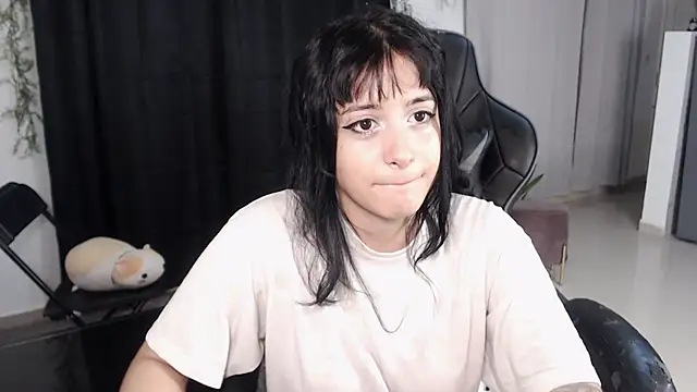 liz-beths online show from 02/03/26, 02:21