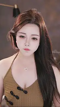 Qiaoqiao  online show from 10/30/25, 03:57