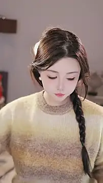 Qiaoqiao  online show from 12/19/25, 04:25