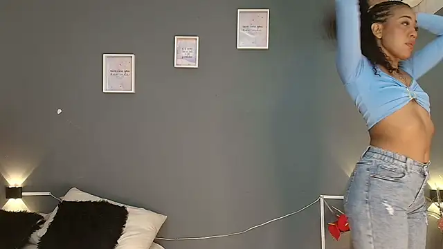 flavia cruz online show from 10/23/25, 09:24