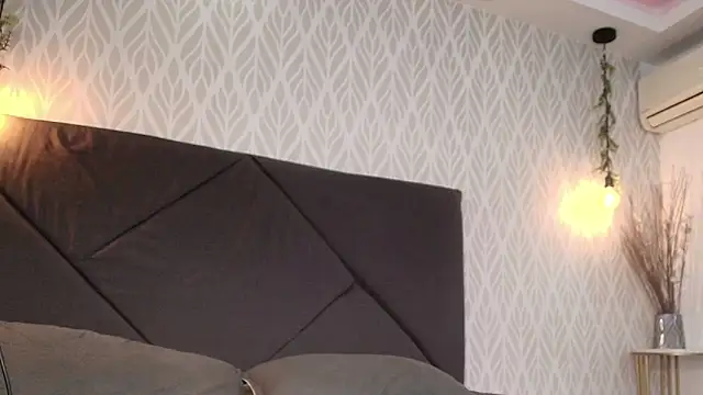 flavia cruz online show from 11/09/25, 07:34