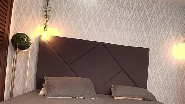 flavia cruz online show from 11/11/25, 07:25