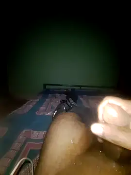 Snapshot of bdsex4466 chatting on 10/27/25, 04:27 bdsex4466 online show from 10/27/25, 04:27