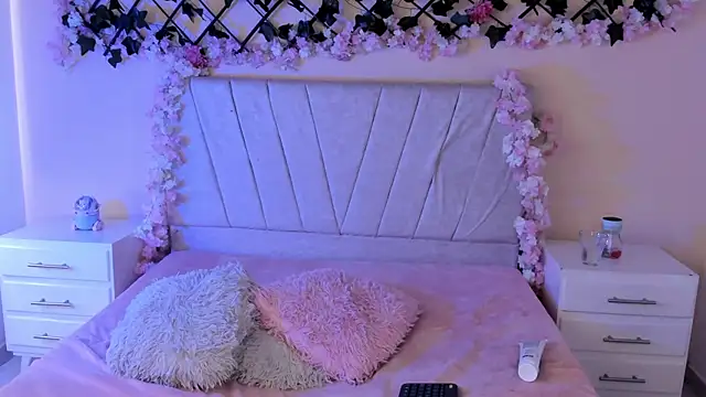 baby kaliope online show from 12/12/24, 01:17