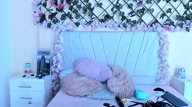 baby kaliope online show from 03/15/25, 03:06