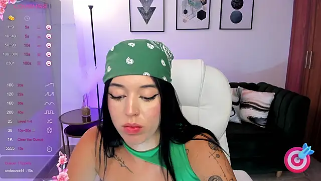 zoee jackson online show from 01/24/25, 09:47