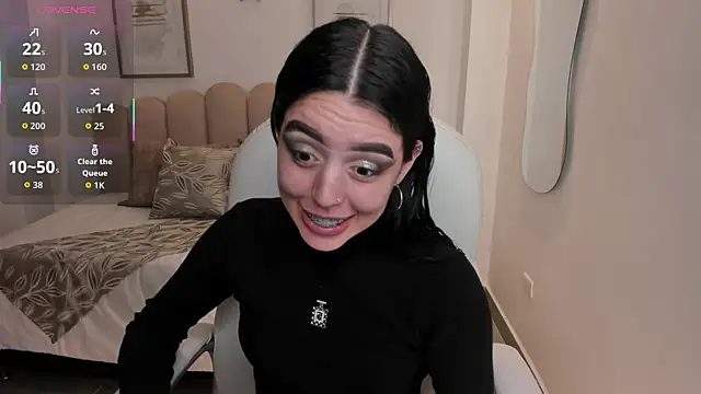 zoee jackson online show from 06/06/26, 07:29