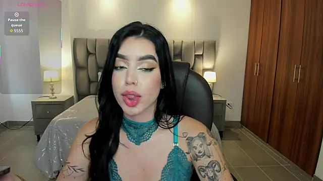 zoee jackson online show from 06/09/26, 07:25