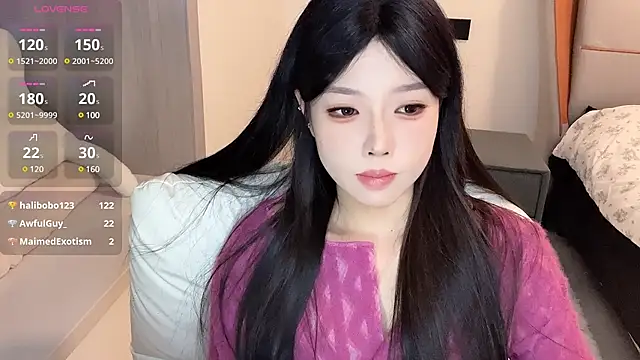 Q-ing online show from 12/12/24, 05:48