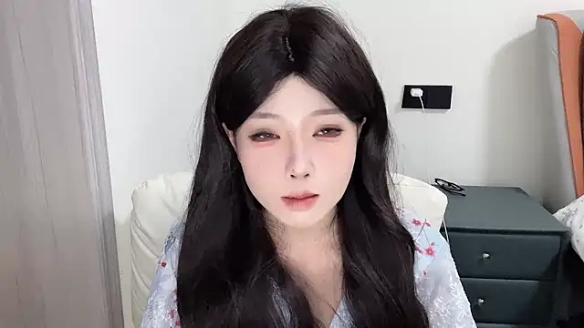 Q-ing online show from 03/02/25, 07:43