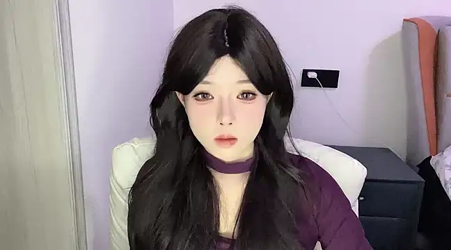 Q-ing online show from 03/06/25, 10:41