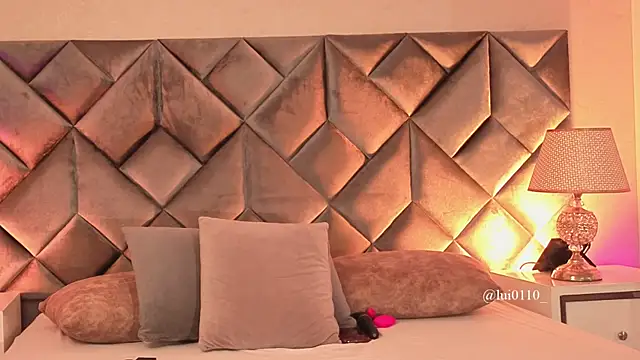 Luisa0110 online show from 02/06/26, 07:50