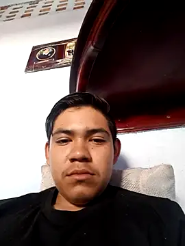 Snapshot of josue19x chatting on 03/01/26, 05:37 josue19x online show from 03/01/26, 05:37