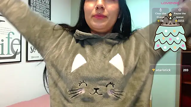 amy adams1 online show from 12/18/24, 08:42