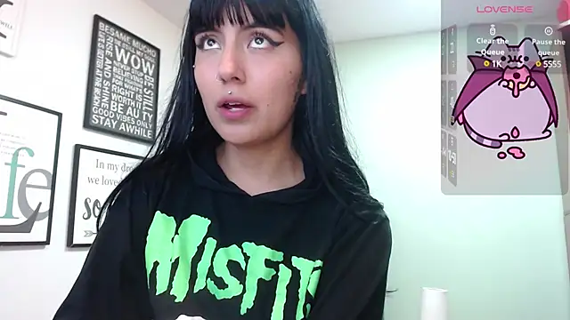 amy adams1 online show from 03/20/25, 08:42