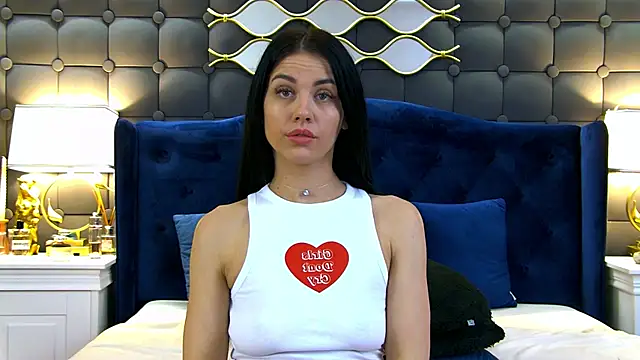 Snapshot of LeyaCass chatting on 02/20/25, 09:00 LeyaCass online show from 02/20/25, 09:00