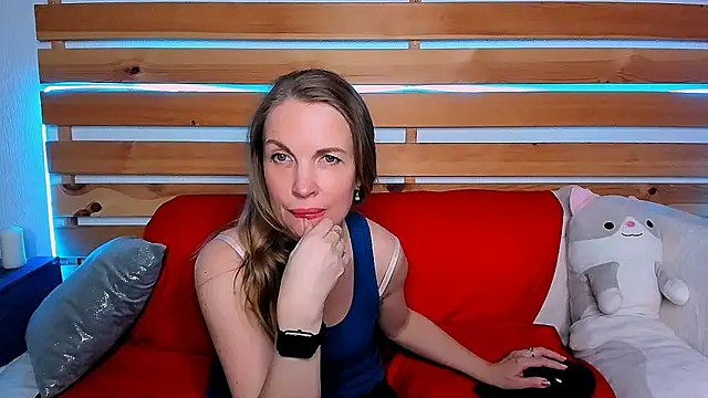 Snapshot of Nora_Adamss chatting on 03/15/25, 01:52 Nora Adamss online show from 03/15/25, 01:52
