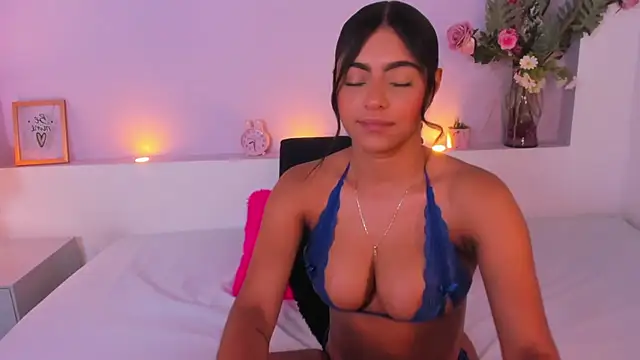 AmyBarton02 online show from 12/16/24, 03:32