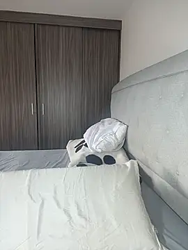 Nicole stonee online show from 04/19/26, 06:10