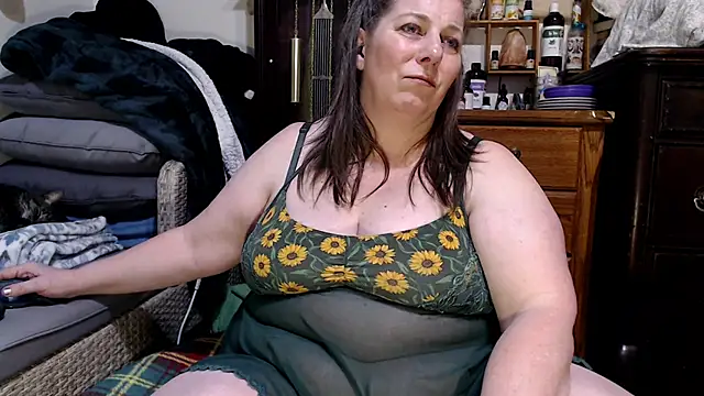 Snapshot of ladyscarlotta chatting on 03/13/25, 09:26 ladyscarlotta online show from 03/13/25, 09:26