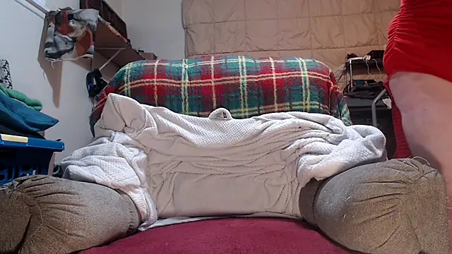 Snapshot of ladyscarlotta chatting on 10/10/25, 08:08 ladyscarlotta online show from 10/10/25, 08:08