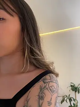 AmmyCollinsW online show from 03/19/26, 08:13