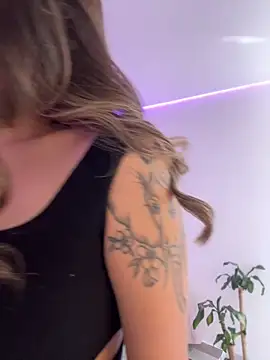 AmmyCollinsW online show from 06/14/26, 05:37