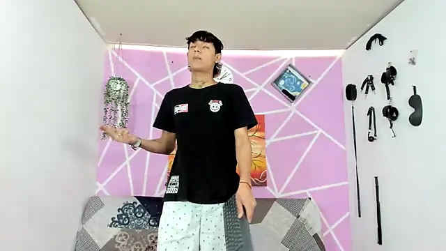 Snapshot of Fresahot2005 chatting on 02/04/25, 07:11 Fresahot2005 online show from 02/04/25, 07:11