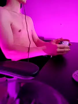 Snapshot of gostos__oo chatting on 11/02/25, 09:50 gostos oo online show from 11/02/25, 09:50