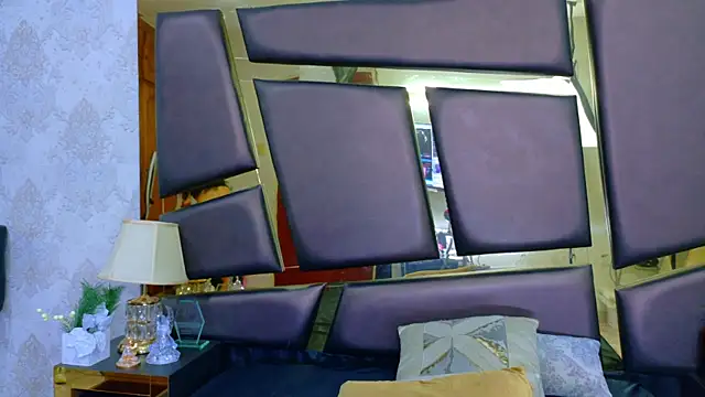 NicoleEsposito online show from 04/23/26, 12:51