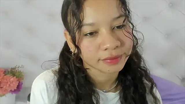 brithany rousee online show from 12/13/24, 10:13