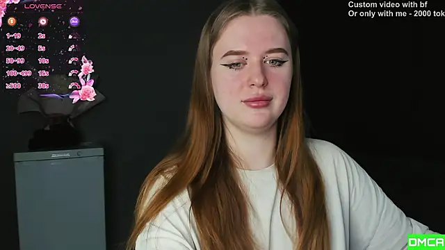 Snapshot of Pinku_kitsune chatting on 02/19/26, 12:06 Pinku kitsune online show from 02/19/26, 12:06