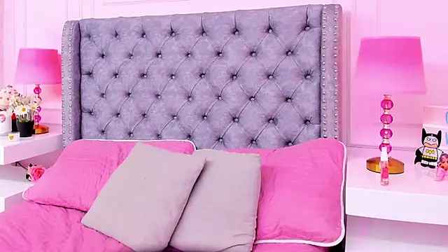 HaileeRoberts online show from 03/14/25, 03:25