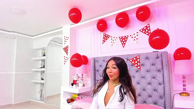 HaileeRoberts online show from 09/21/25, 01:13