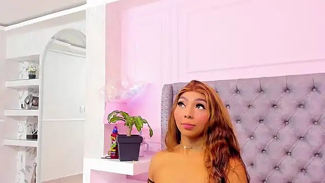 HaileeRoberts online show from 04/16/26, 12:17