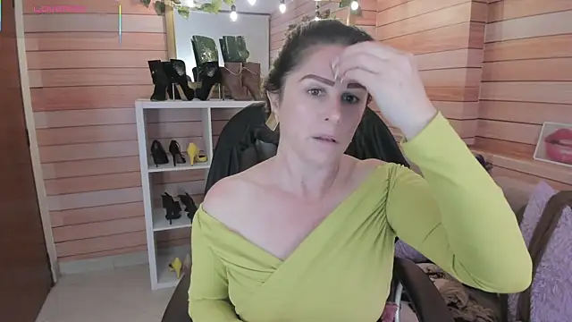 Victoria collins 1 online show from 02/11/26, 10:53