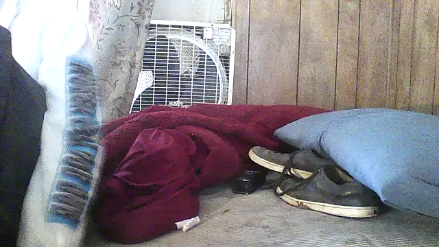 luke thighwalker2469 online show from 04/18/26, 07:07