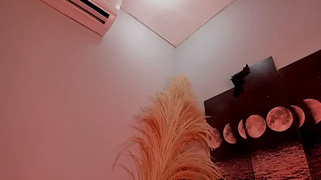 ALICEPOIXXXON online show from 01/12/26, 05:34