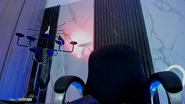 ALICEPOIXXXON online show from 04/16/26, 12:22