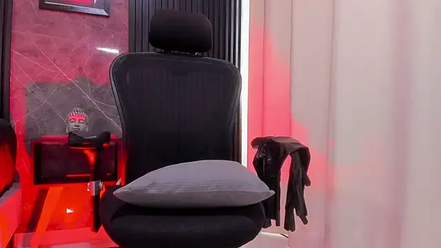 BambiiQueen online show from 01/25/25, 06:02