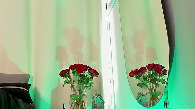 BambiiQueen online show from 02/16/25, 02:43