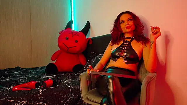 BambiiQueen online show from 09/26/25, 03:27