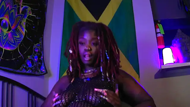 Snapshot of Tatithegoddess chatting on 01/05/25, 11:15 Tatithegoddess online show from 01/05/25, 11:15