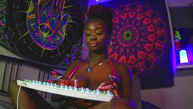 Snapshot of Tatithegoddess chatting on 01/29/25, 07:46 Tatithegoddess online show from 01/29/25, 07:46