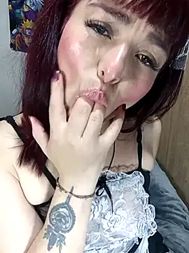 Winona-miu online show from 02/17/25, 05:10