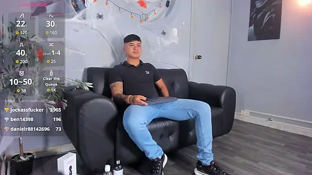 Cristopher strong online show from 10/04/25, 11:08