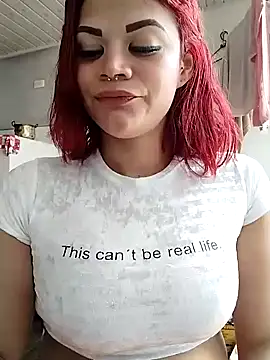 Snapshot of IamAlana_ chatting on 12/07/24, 07:21 IamAlana online show from 12/07/24, 07:21