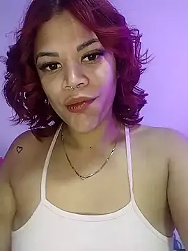 Snapshot of IamAlana_ chatting on 12/10/24, 12:05 IamAlana online show from 12/10/24, 12:05